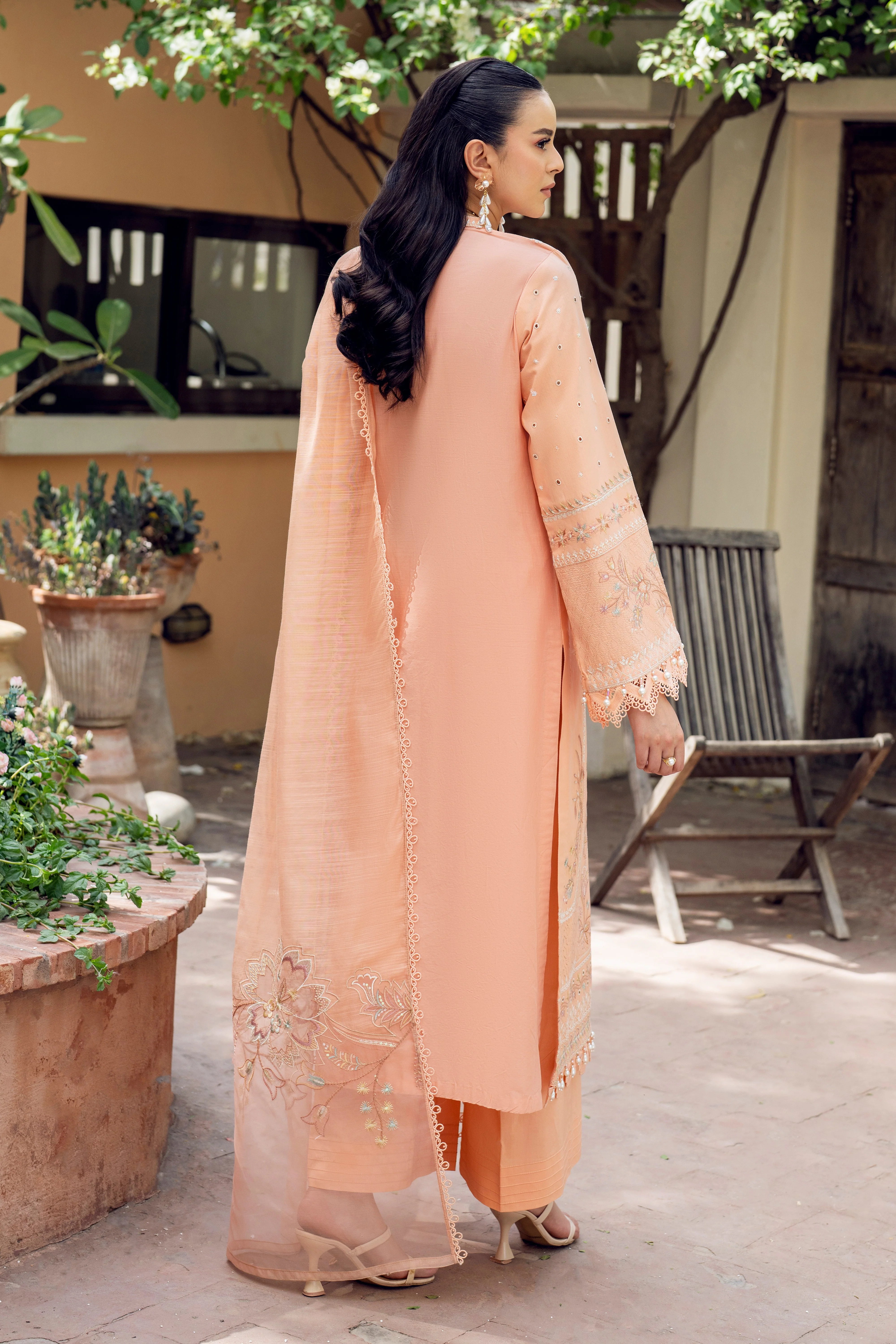 Nasreen - Image 4